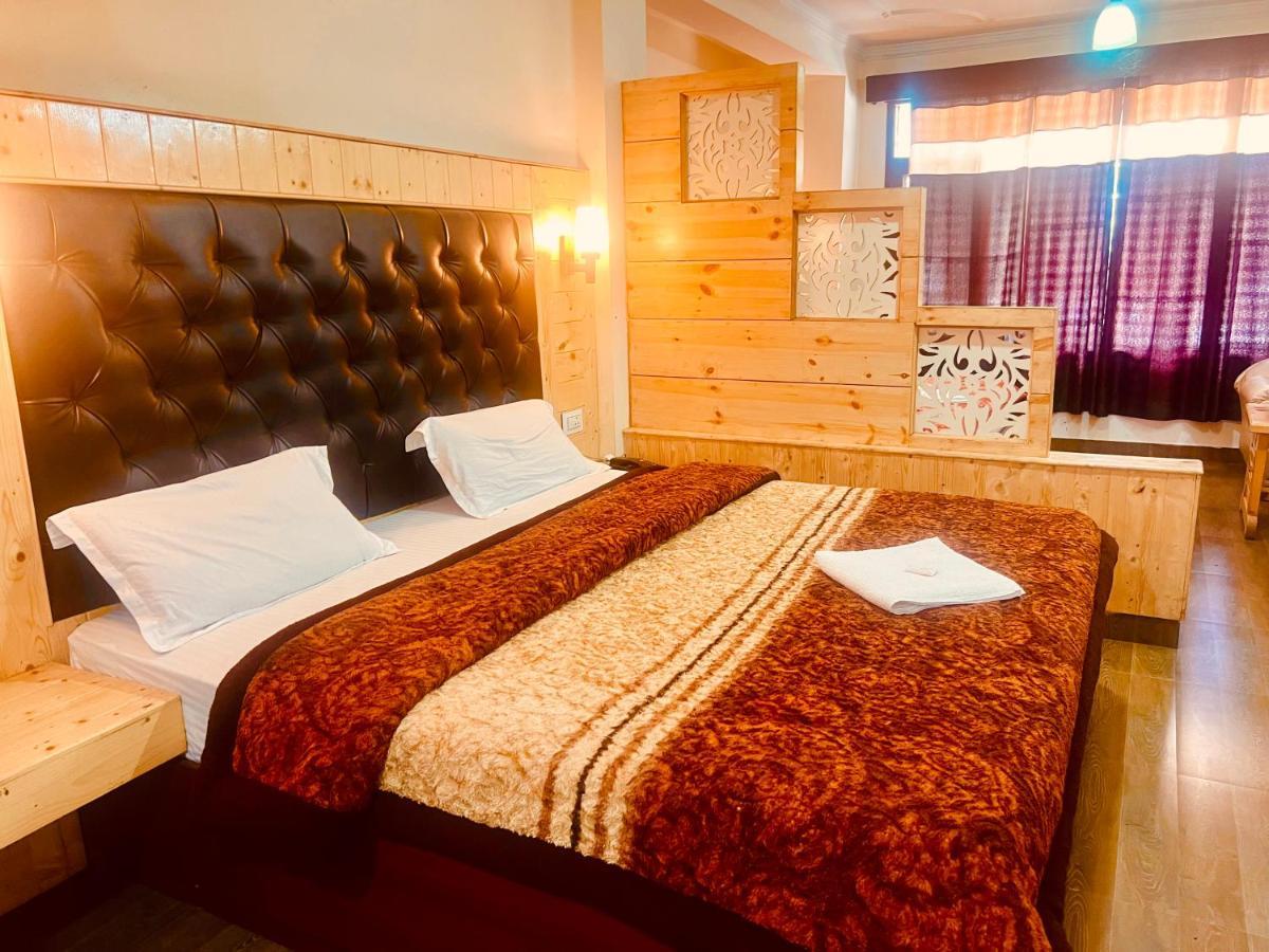 Wooib Hotels Manāli Esterno foto